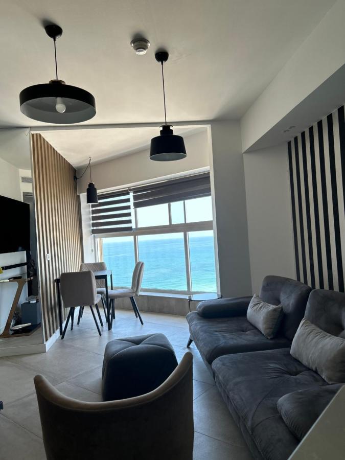 Beachfront Apartment Bat Yam Eksteriør bilde